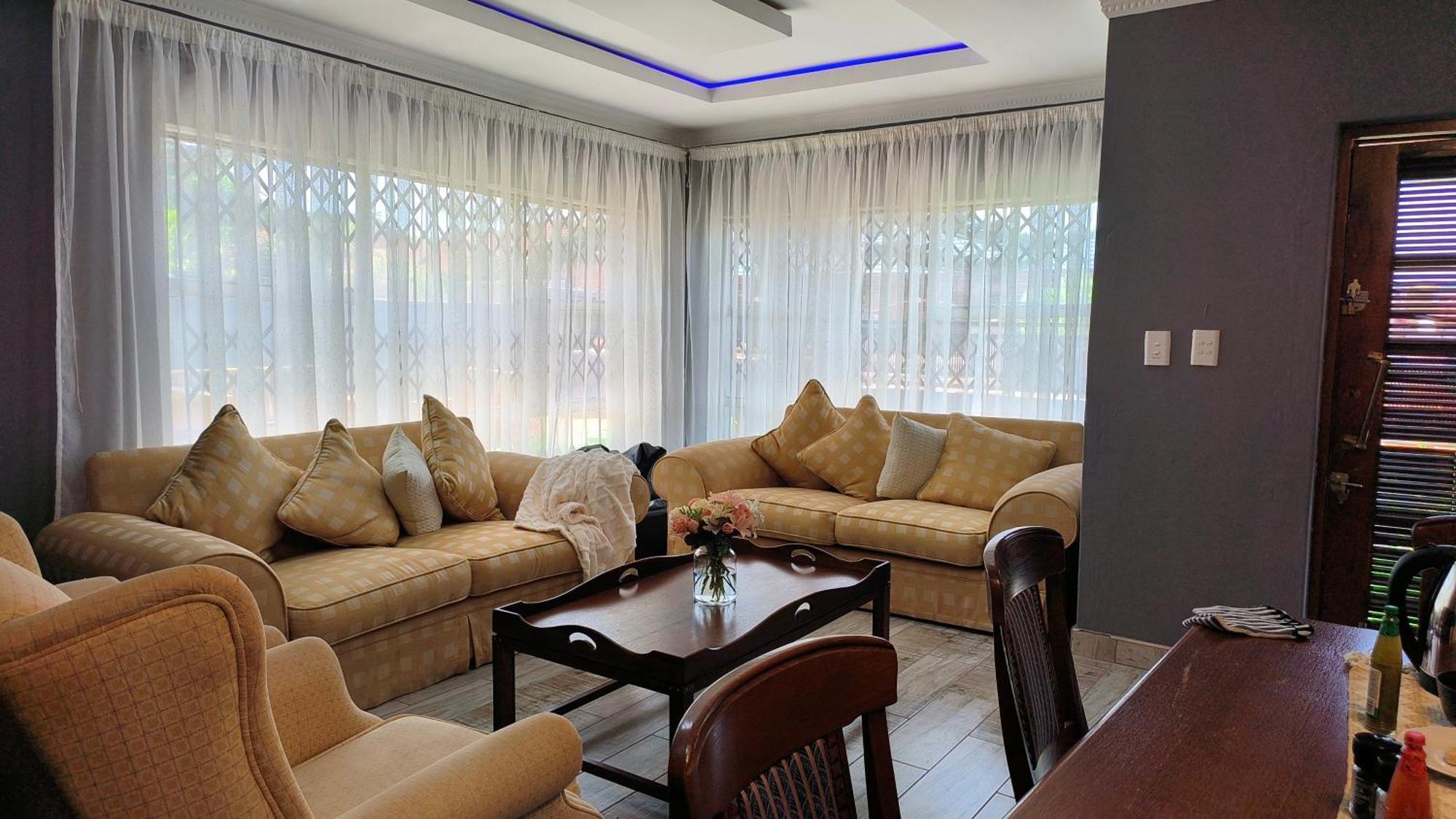 The Greenary Guest House And Restaurant Тохоянду Екстериор снимка