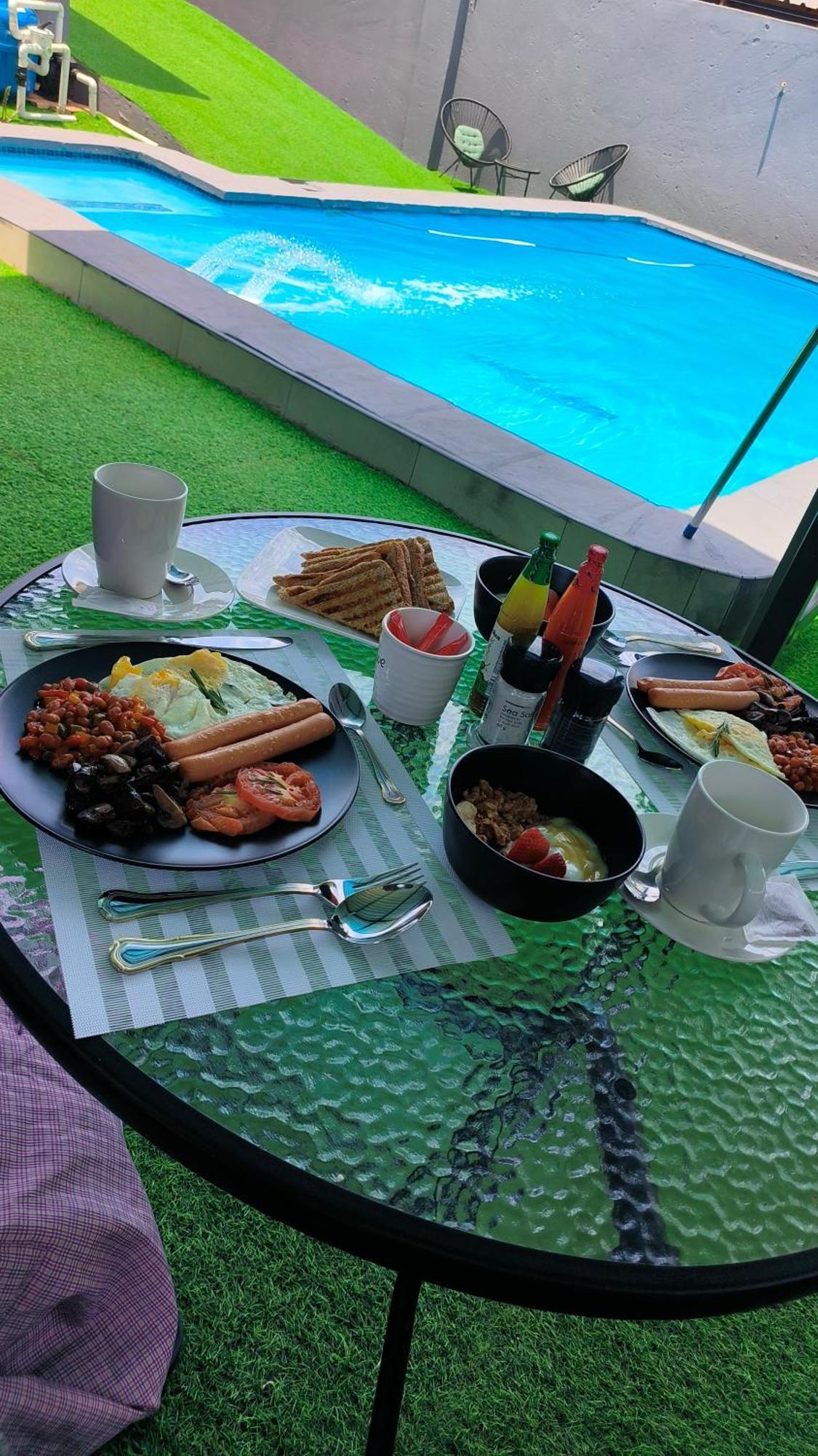 The Greenary Guest House And Restaurant Тохоянду Екстериор снимка