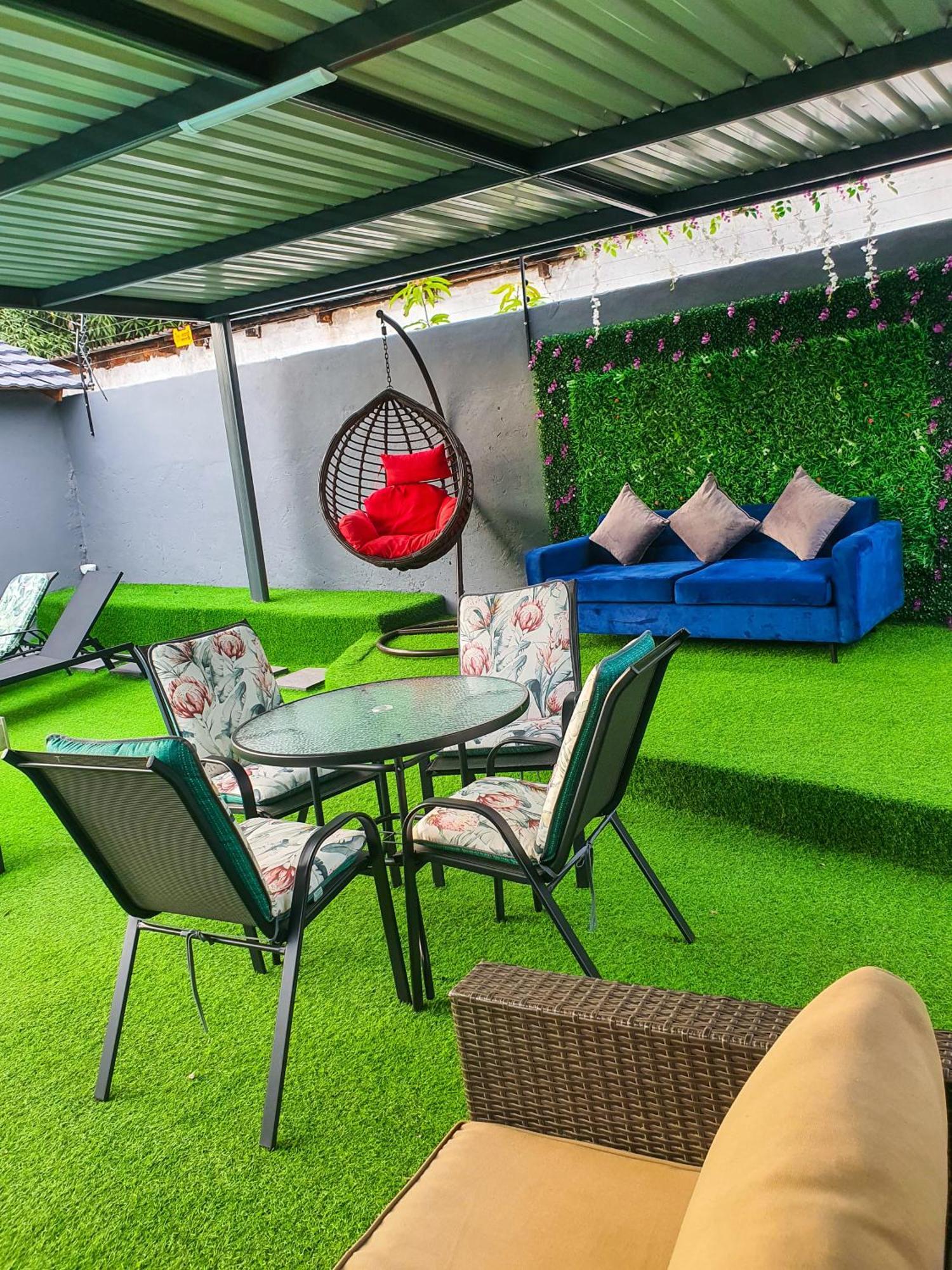 The Greenary Guest House And Restaurant Тохоянду Екстериор снимка