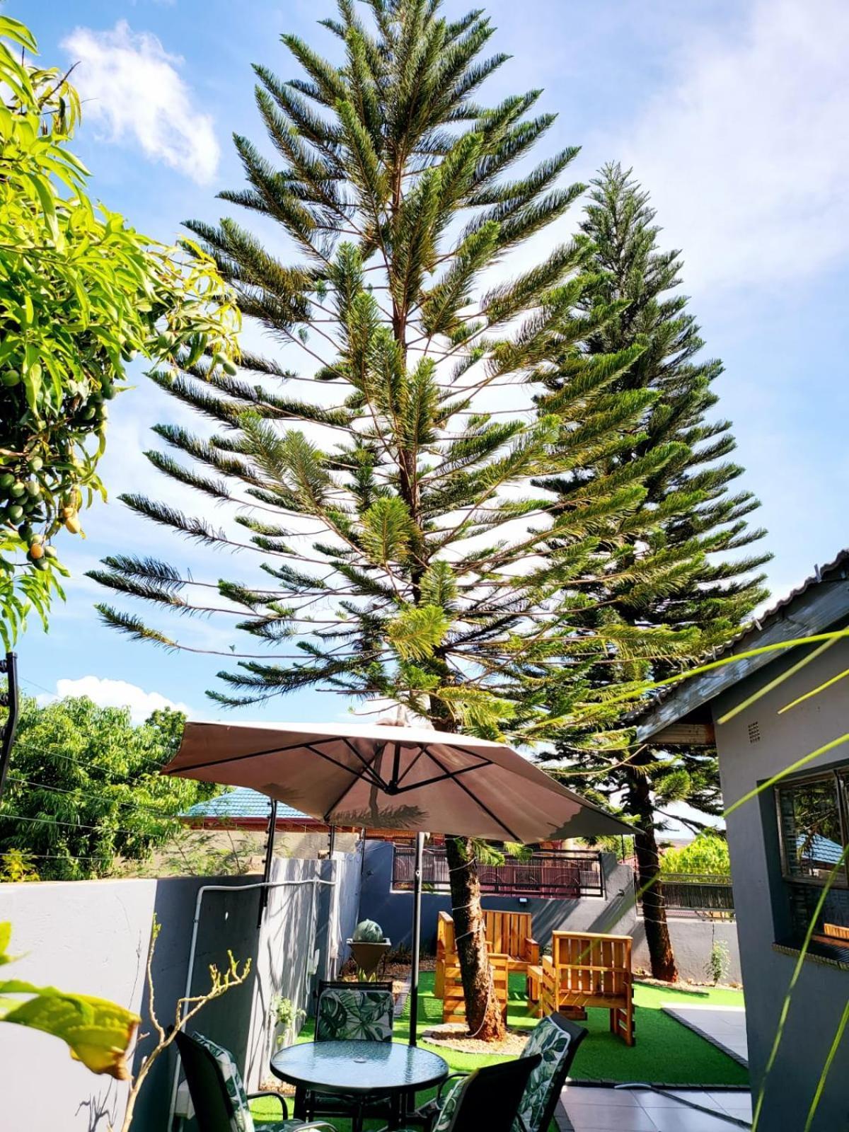 The Greenary Guest House And Restaurant Тохоянду Екстериор снимка