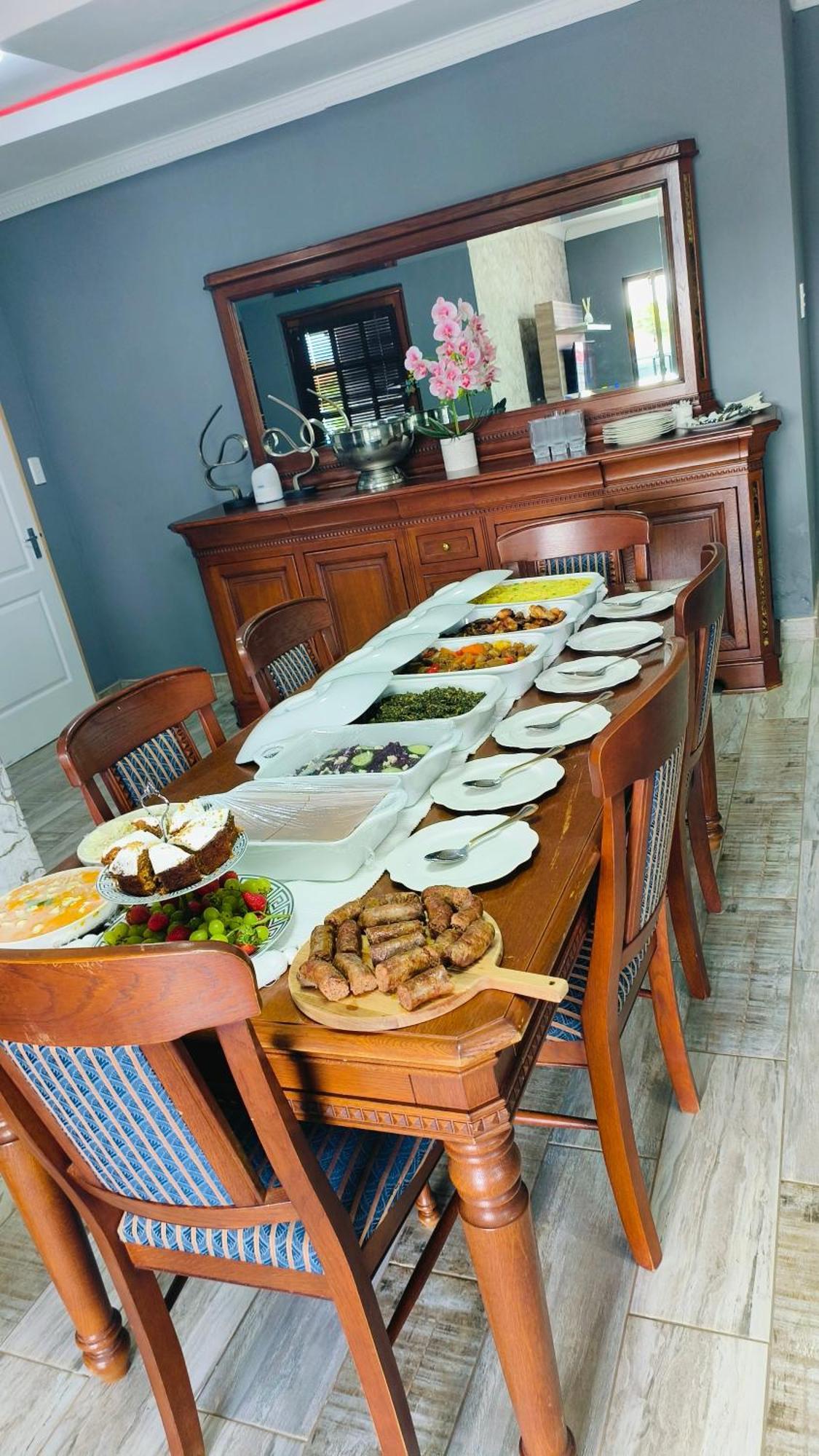 The Greenary Guest House And Restaurant Тохоянду Екстериор снимка